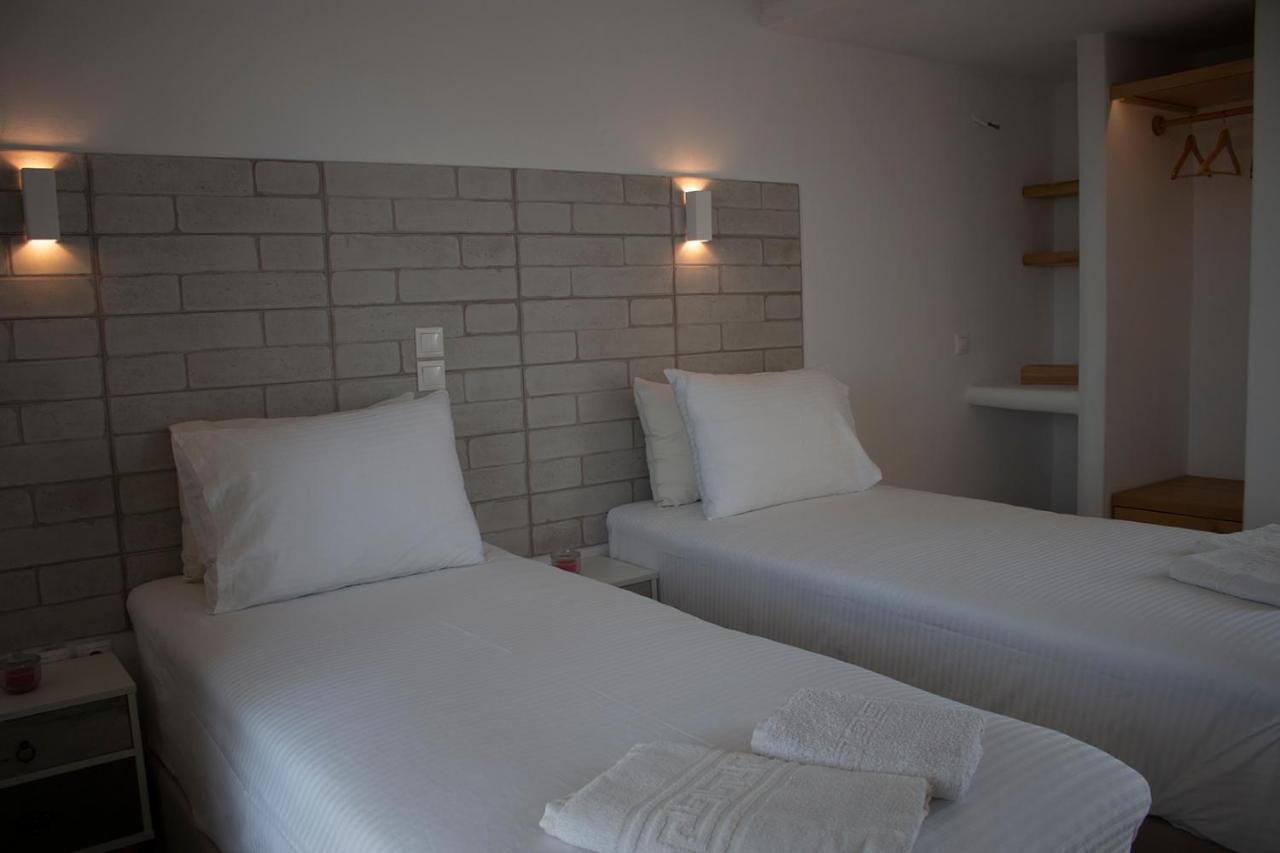 Agnadema Luxury Residences Schoinoussa Екстериор снимка