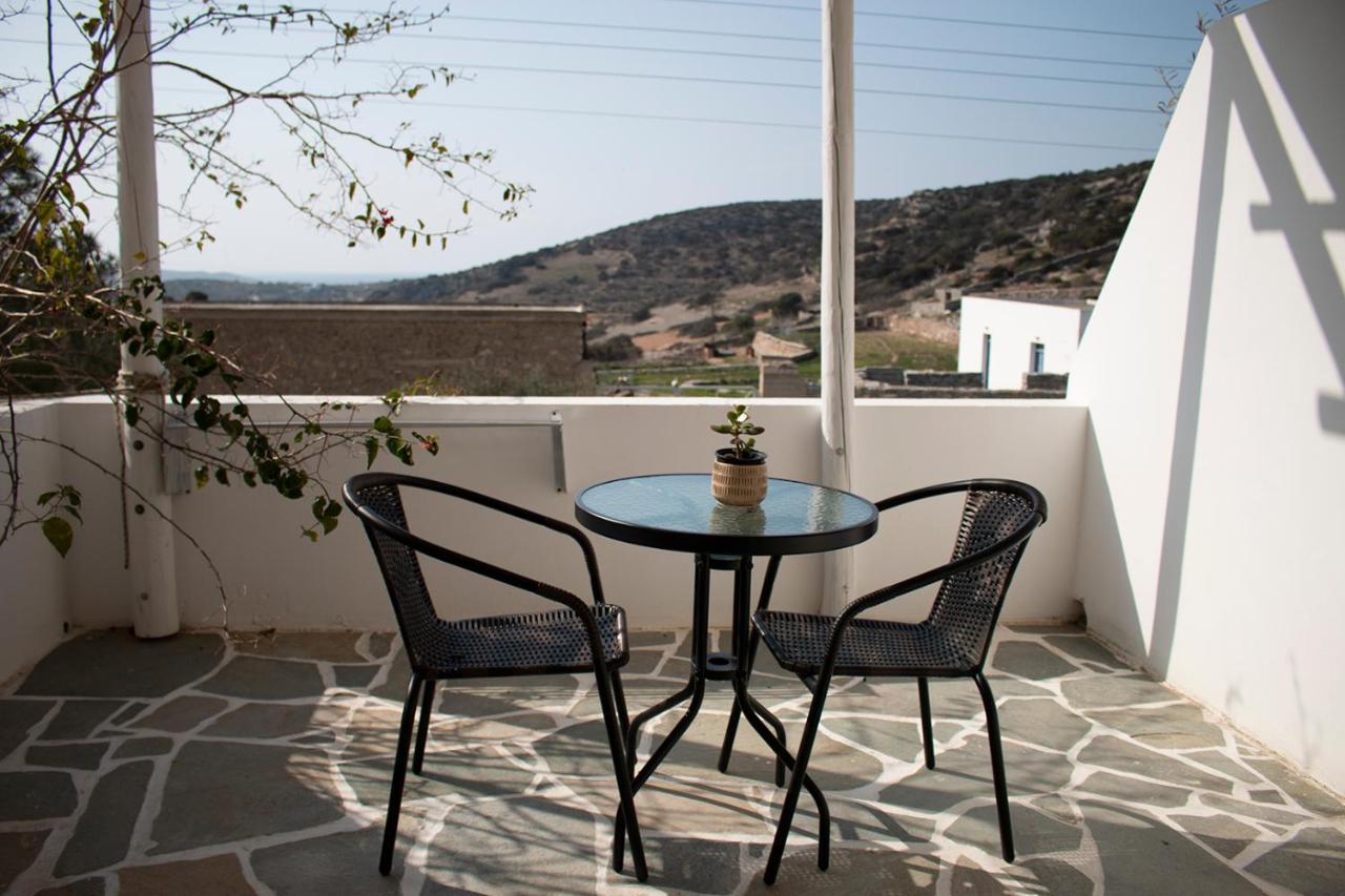Agnadema Luxury Residences Schoinoussa Екстериор снимка