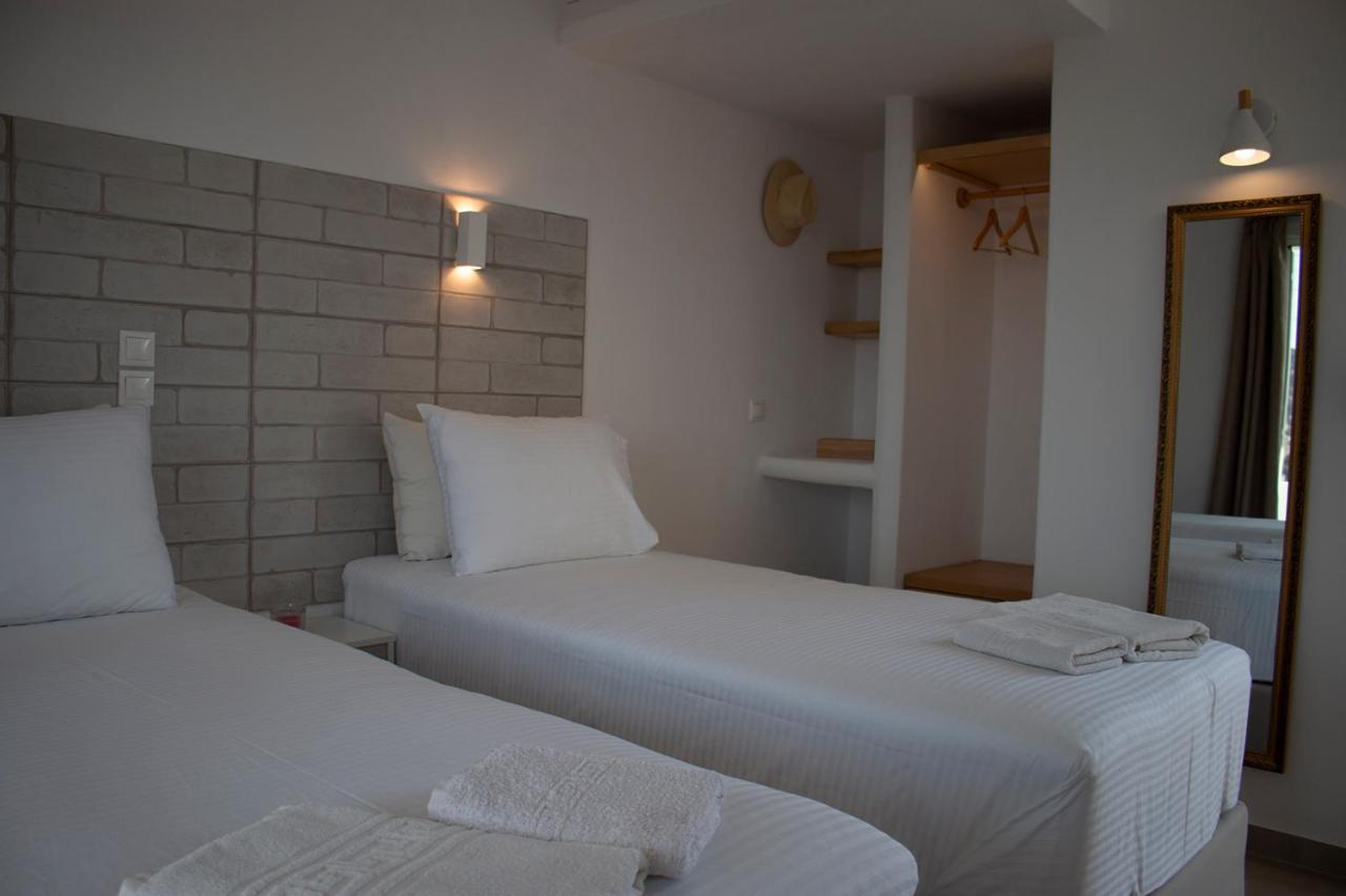 Agnadema Luxury Residences Schoinoussa Екстериор снимка