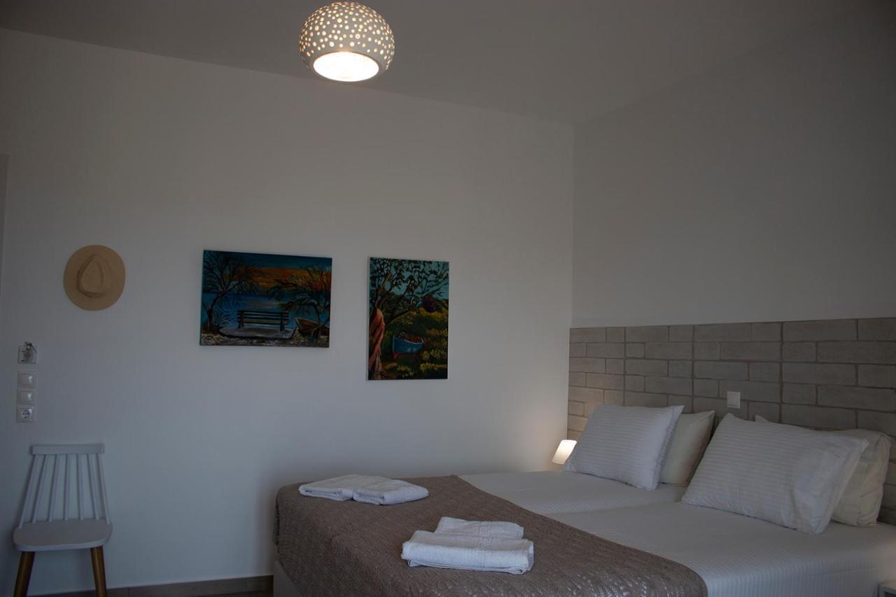 Agnadema Luxury Residences Schoinoussa Екстериор снимка